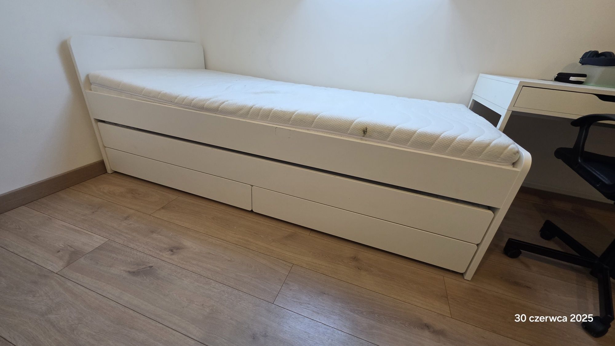 Łóżko Slakt Ikea