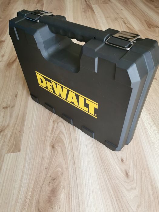 Walizka dewalt do wkrętarki dcd771