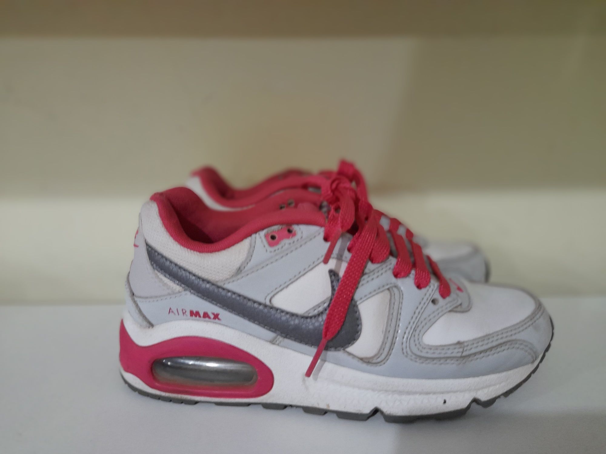 Кроссовки для девочки Nike  Air Max Command, p. 35,5 (22,5 см)