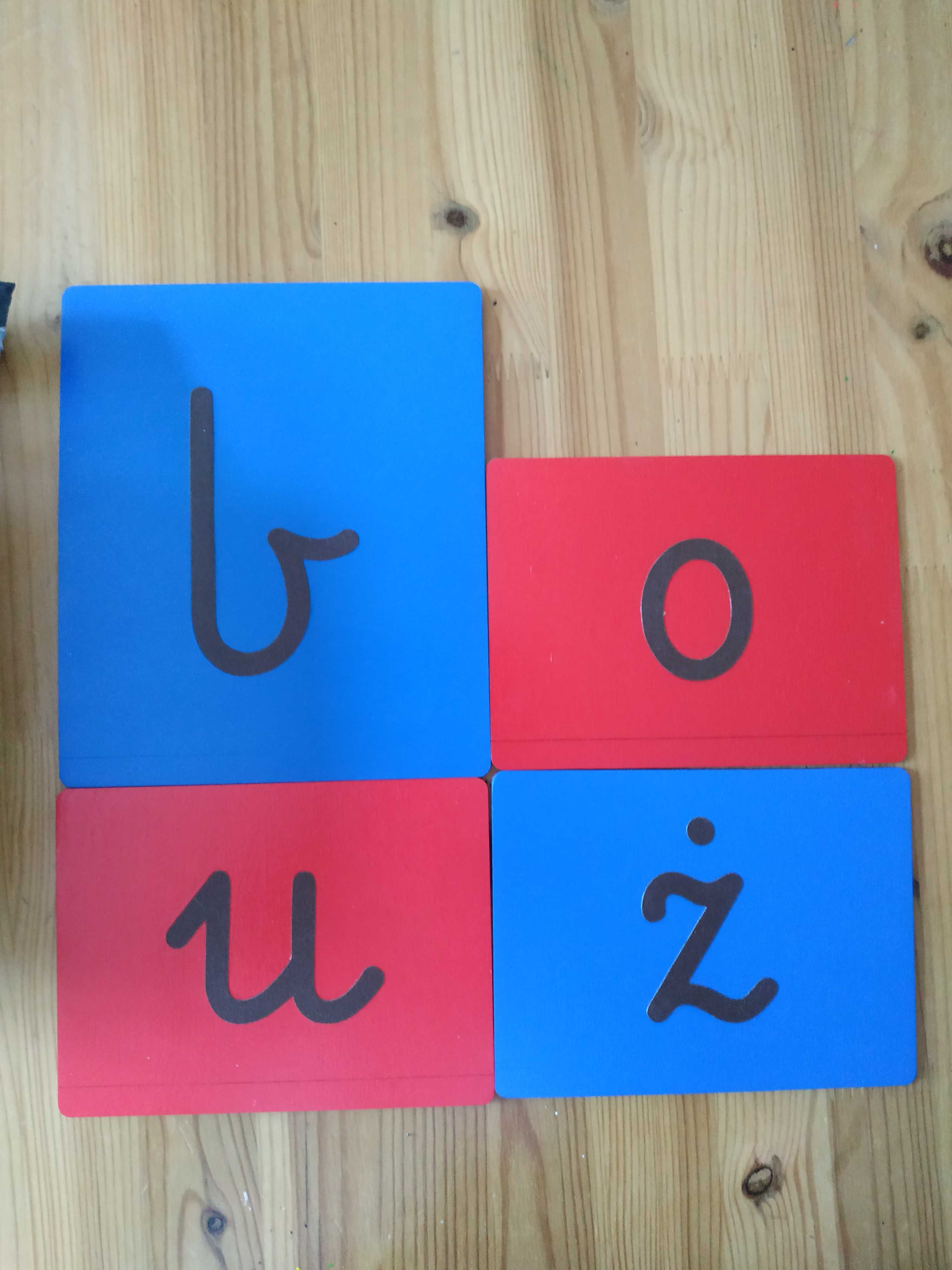 Montessori- Szorstkie litery