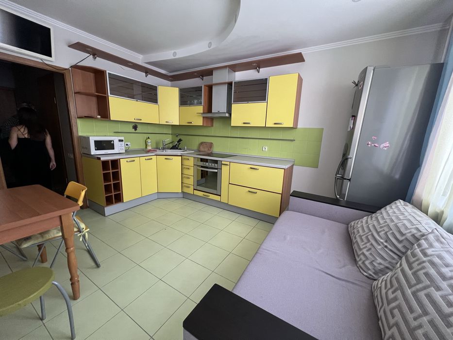 Ахматовой 41 Позняки