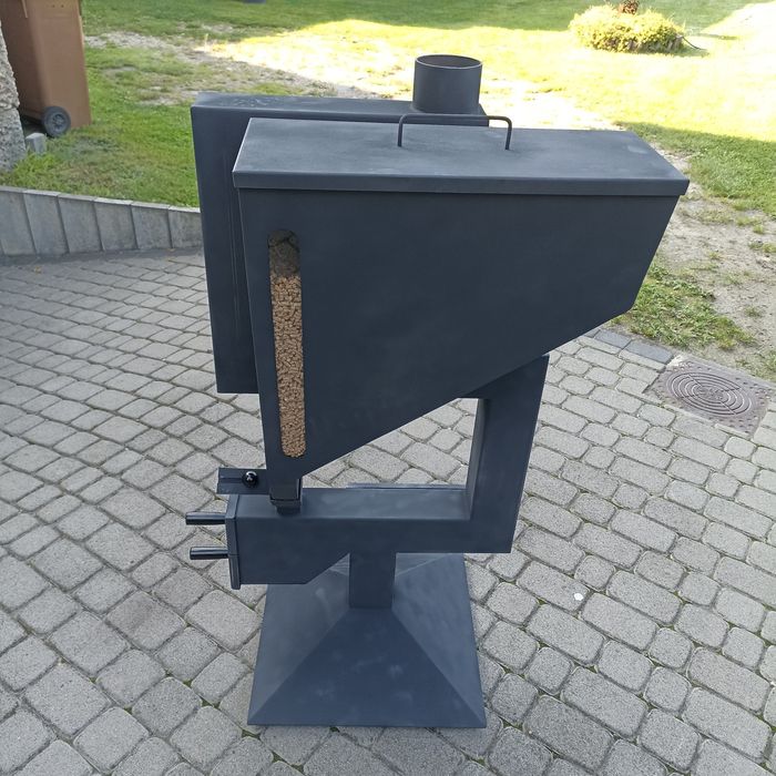 Piec na pellet grawitacyjny
