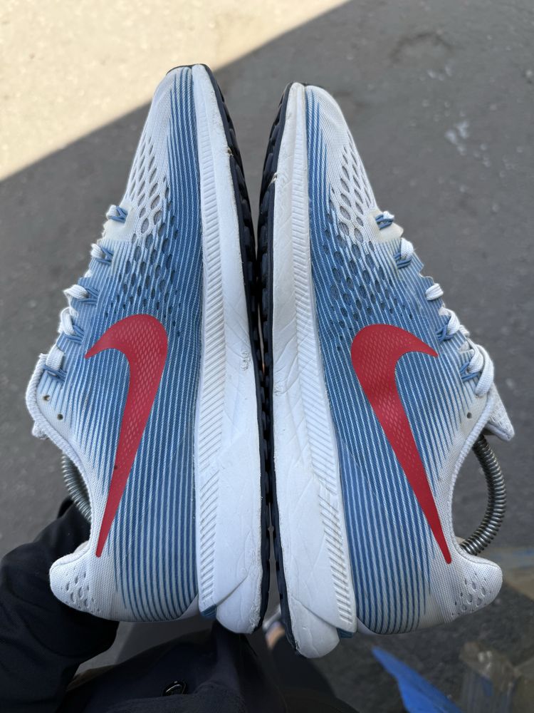 Nike zoom кроссовки оригинал 42 размер