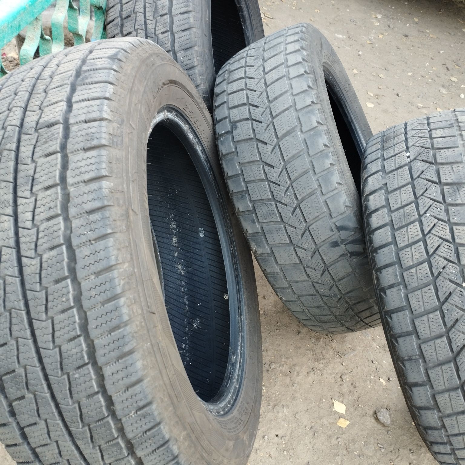 Резина 215на60 R17