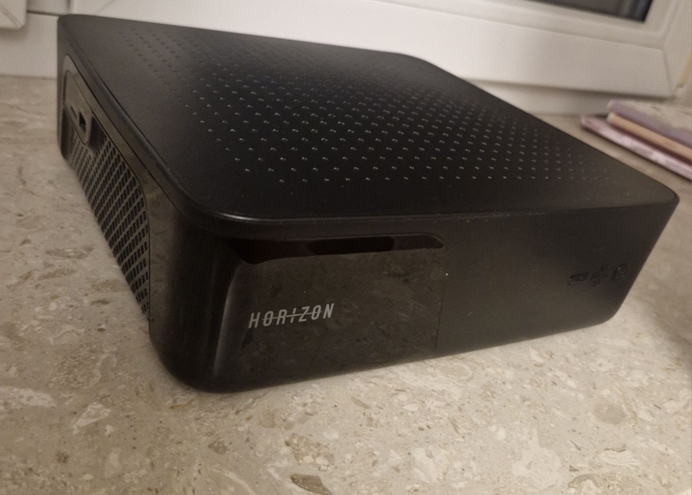 Dekoder Horizon z pilotem