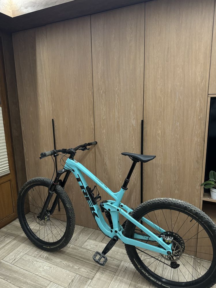 Trek Slash 8 2022 M/L