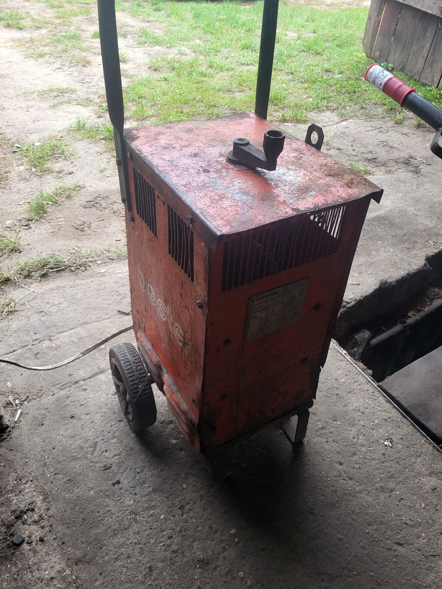 Spawarka Bester stb-250