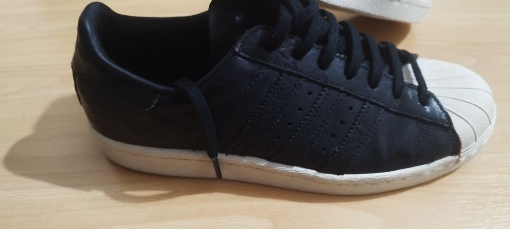 Sapatilhas adidas superstar pretas