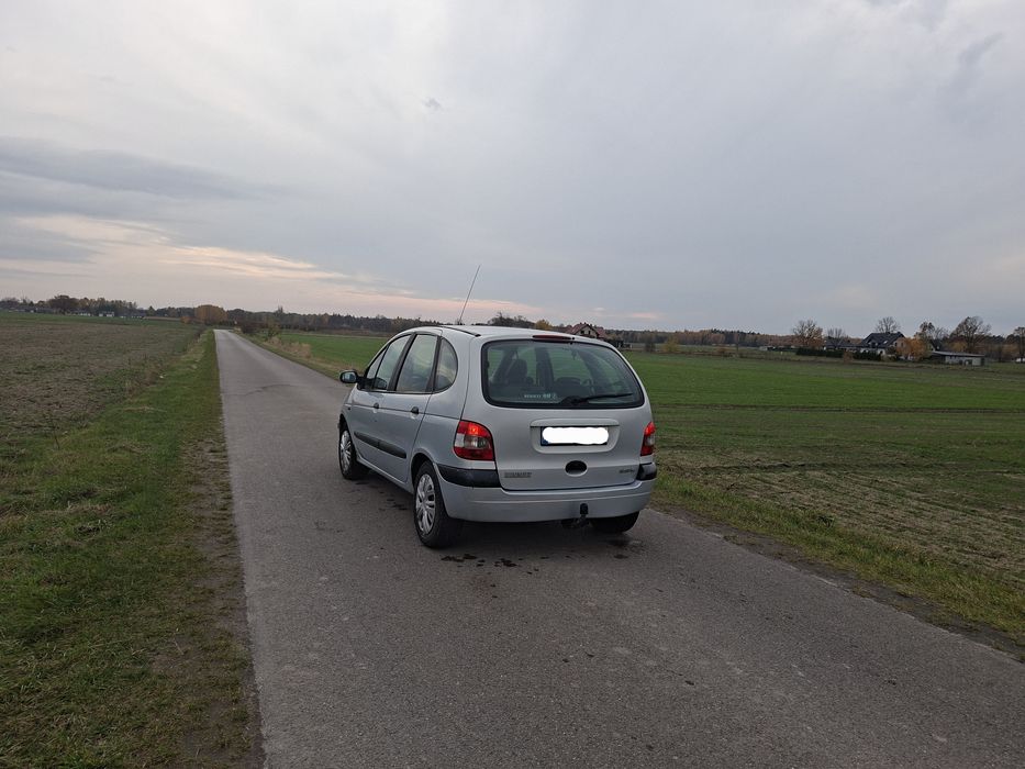 Sprzedam Reno Scenic 1.6 2001rok bezyna gaz