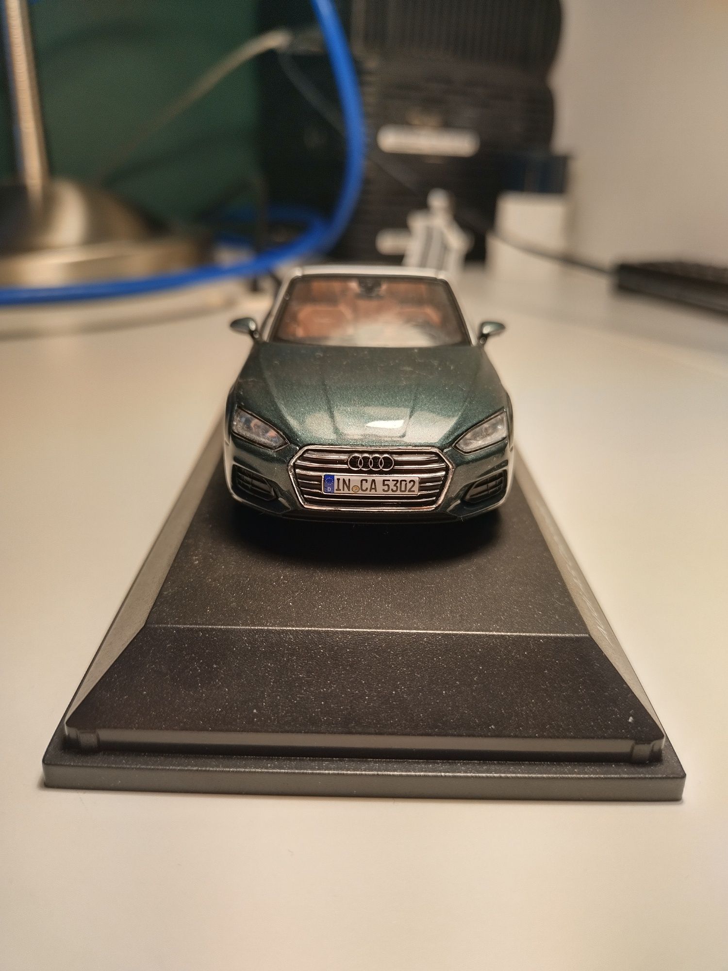 Audi A5 2017 Cabriolet 1:43 Spark Gotland Green