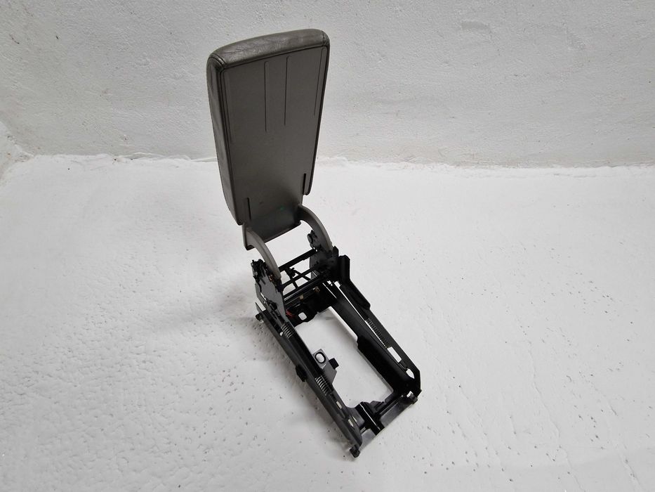 Podłokietnik Skórzany Jasny Siwy Skóra VW Passat B5 LIFT Europa Oryg