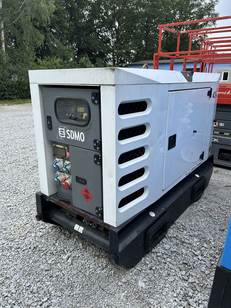 Agregat prądotwórczy SDMO R44C3 44 KVA