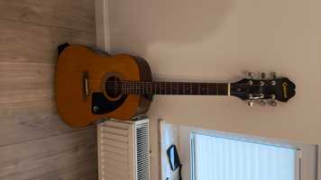 Gitara akustyczna 
Epiphone AJ 100 NA