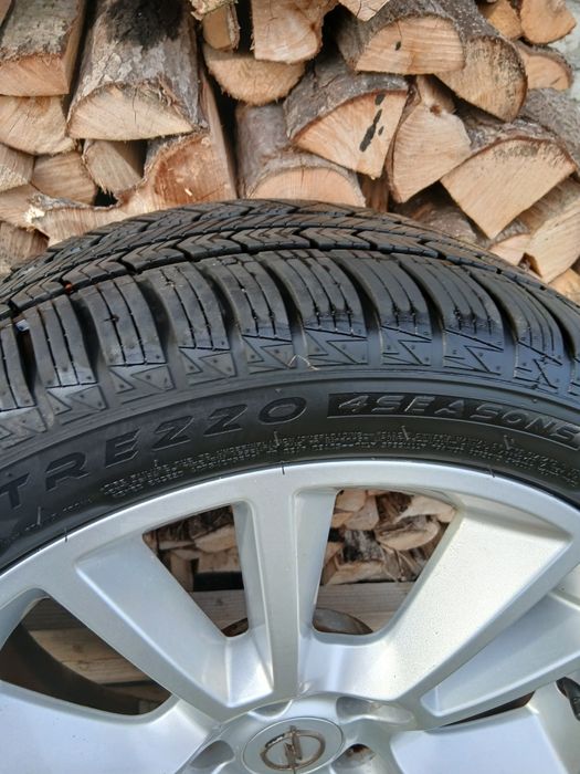 Диски литі R17 Opel Zafira B