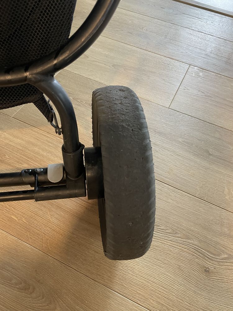 Wózek dla bliźniaków valco snap duo