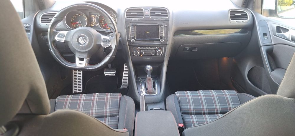 Golf 2.0 GTI caixa DSG