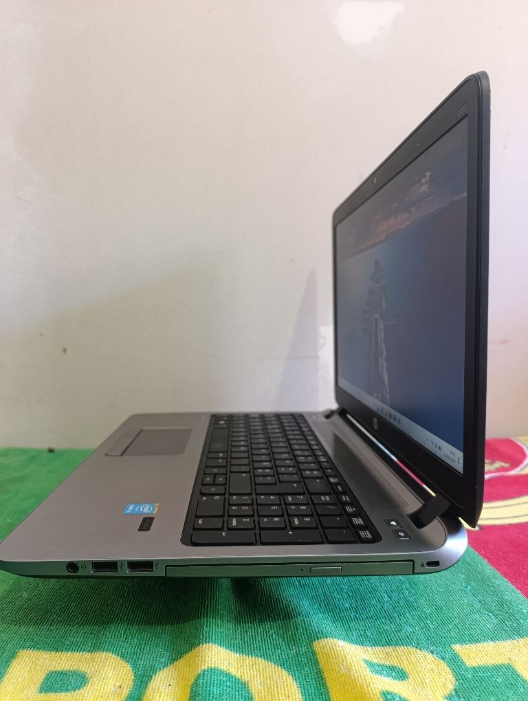 HP Probook 450 G2 (i5 4th - 8GB RAM - 256GB SSD)
