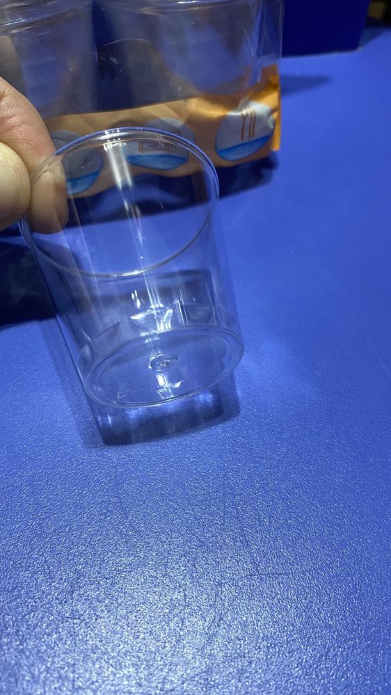 Plastikowe kieliszki NOWE