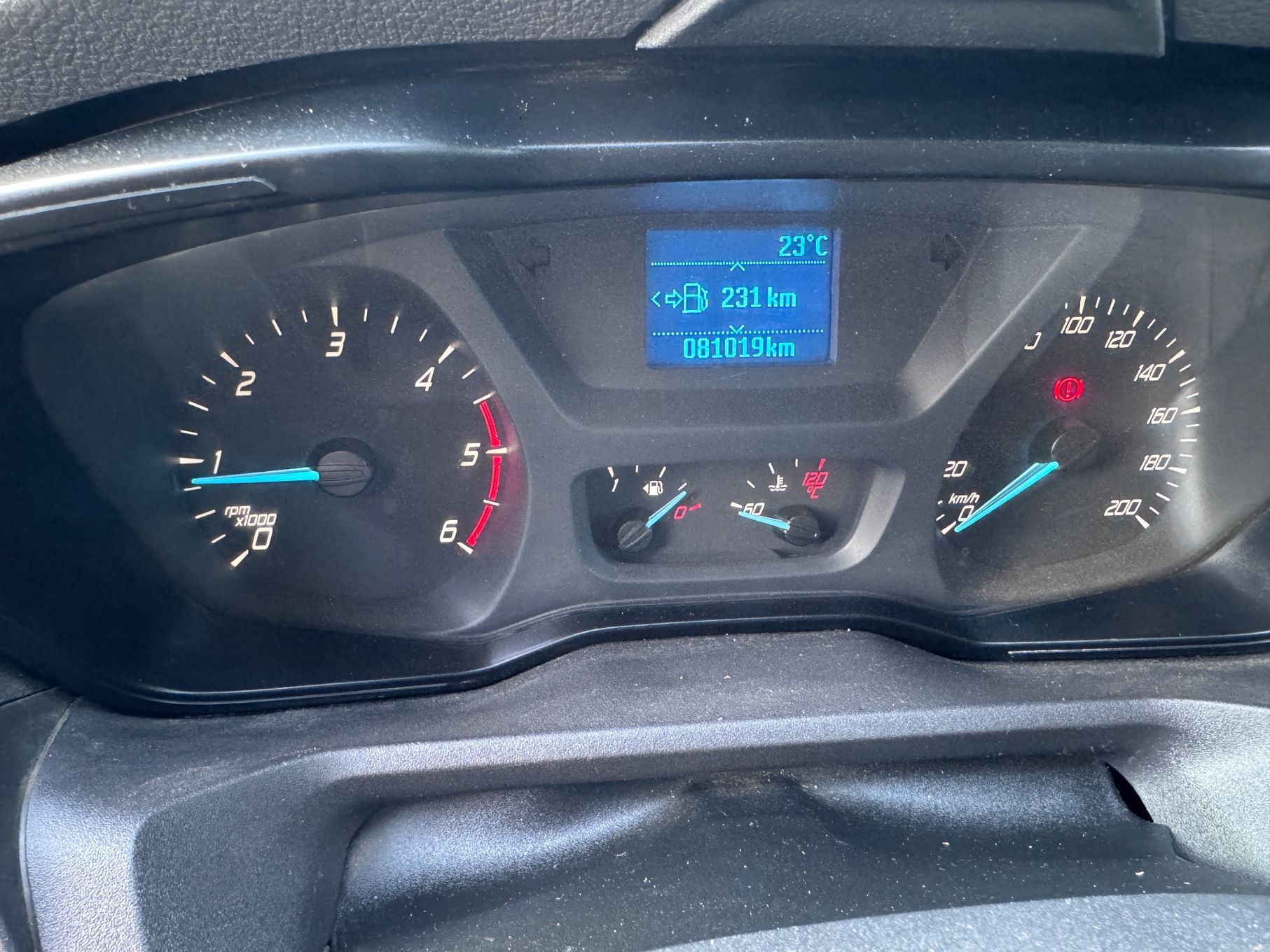 Ford Transit doka  Transit MK8 2.0 EcoBlue doka 7 osobowy