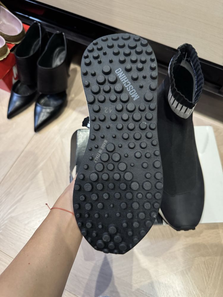 Moschino 42 р новые