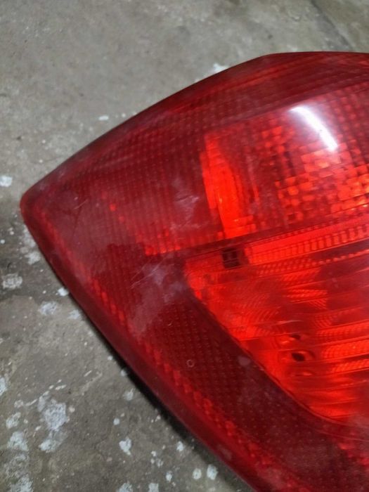 Фонарь задний левый  skoda fabia 2 5j6 оригинал Б/У
