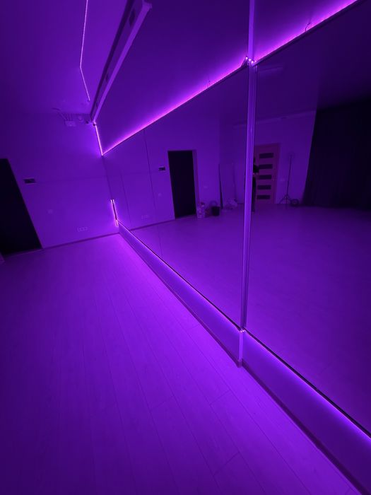 Оренда танцювального залу Виноградарь біля (Ретровіль)