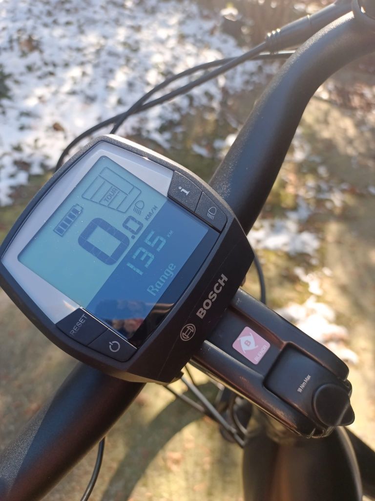 Elektryczny Trek District + 6EU Lowstep SBK
