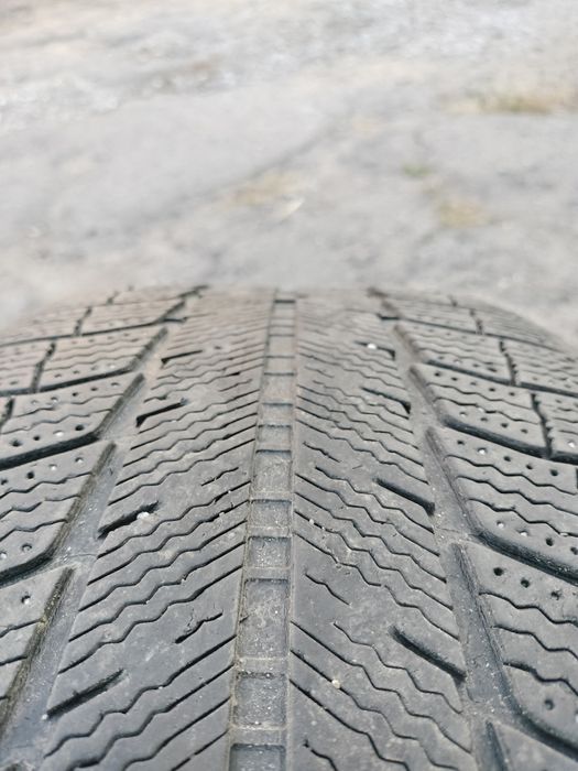 Michelin Latitude ice 255 55 r19