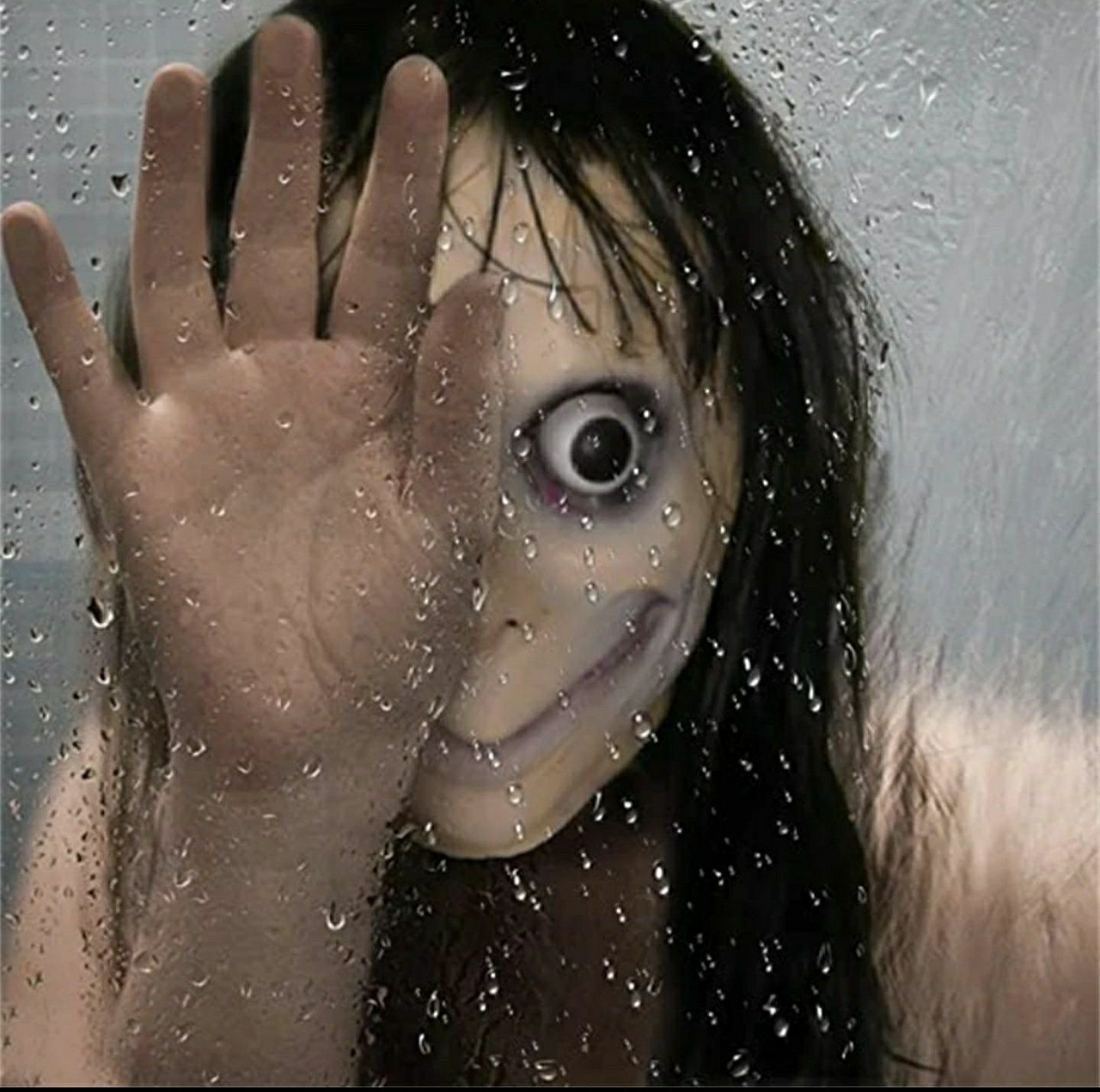 Máscara Momo Halloween