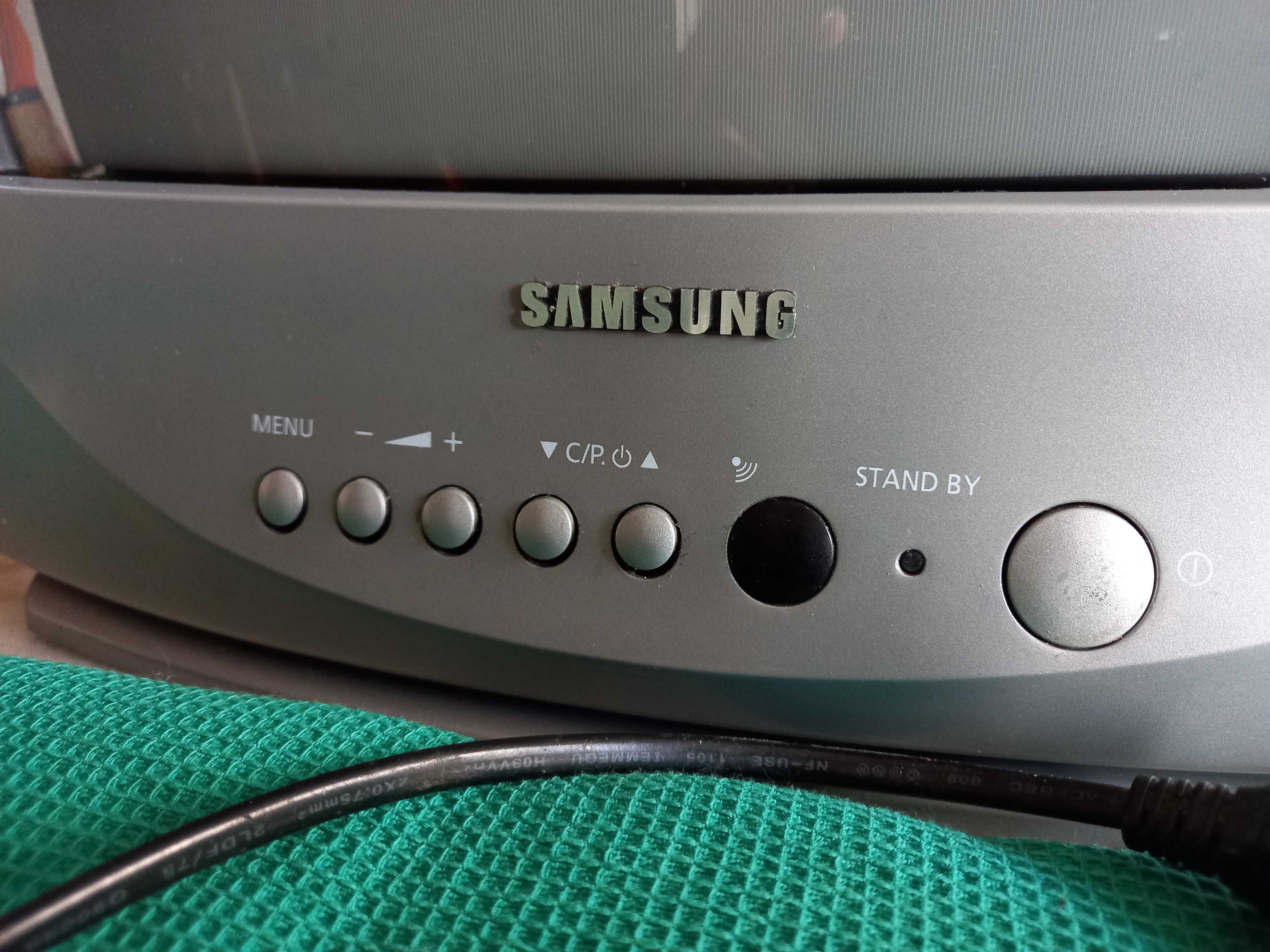 Vende-se/Oferece-se Televisor antigo Samsung