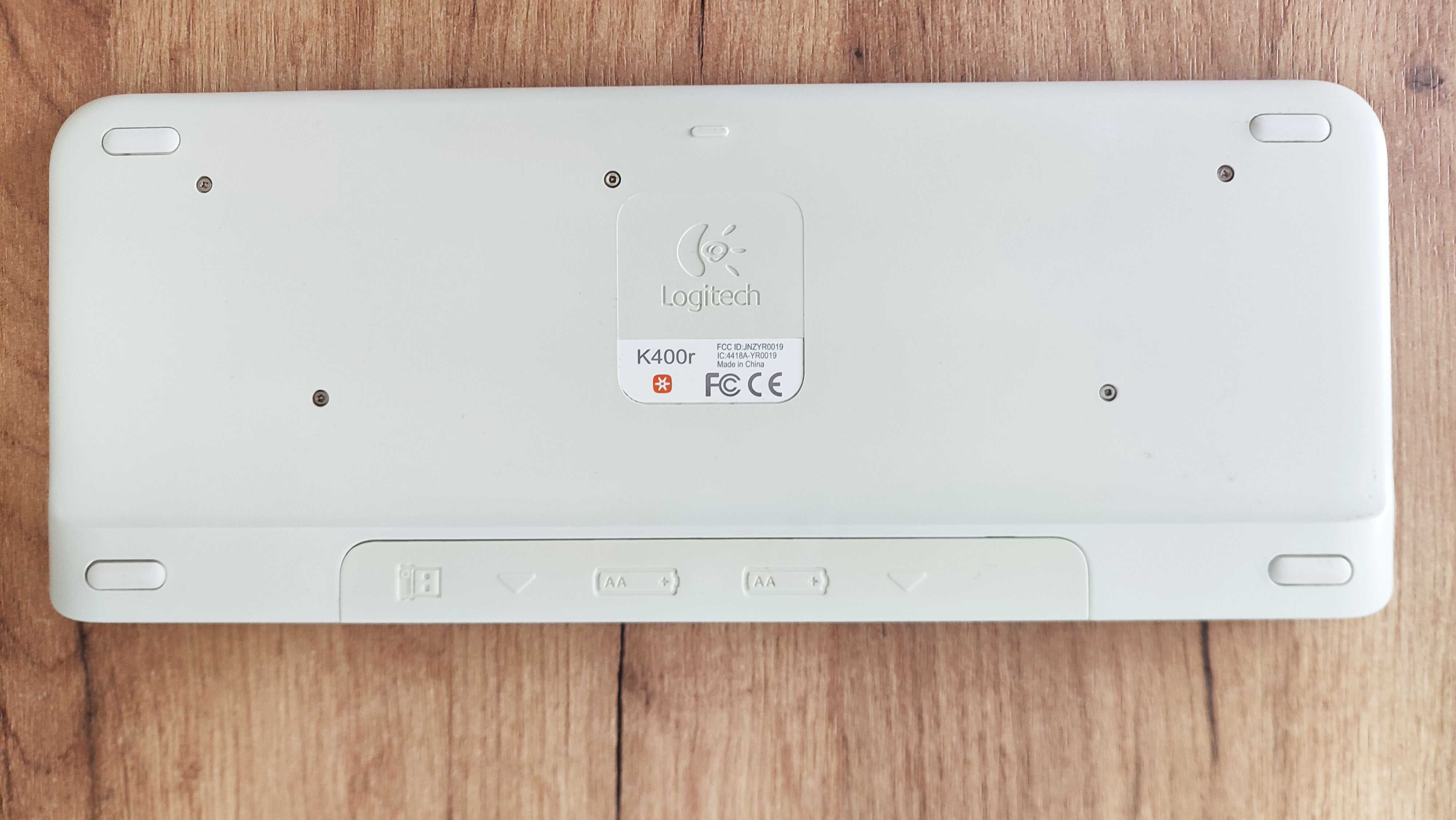 Клавиатура Logitech K400r с тачпадом