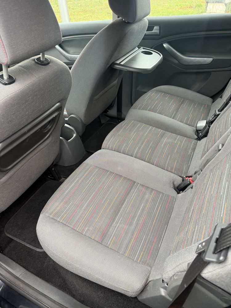 Ford Cmax 1.8b klima zadbany