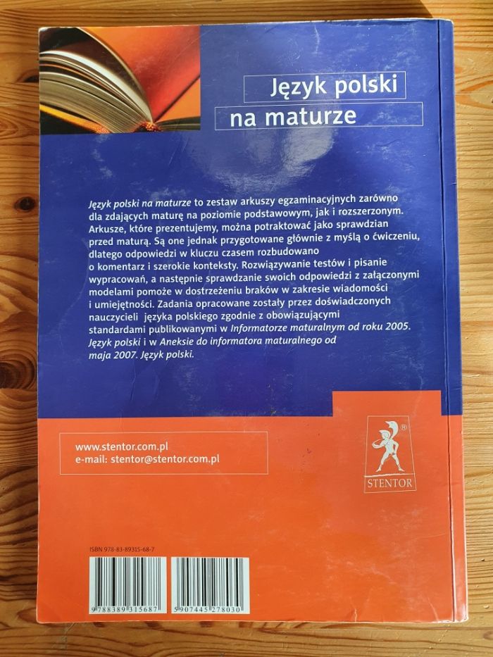 Komplet-płyta CD i książka z testami: Język polski na maturze