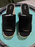 Sandały Clarks Maritsa 70 Slide kolor black suede