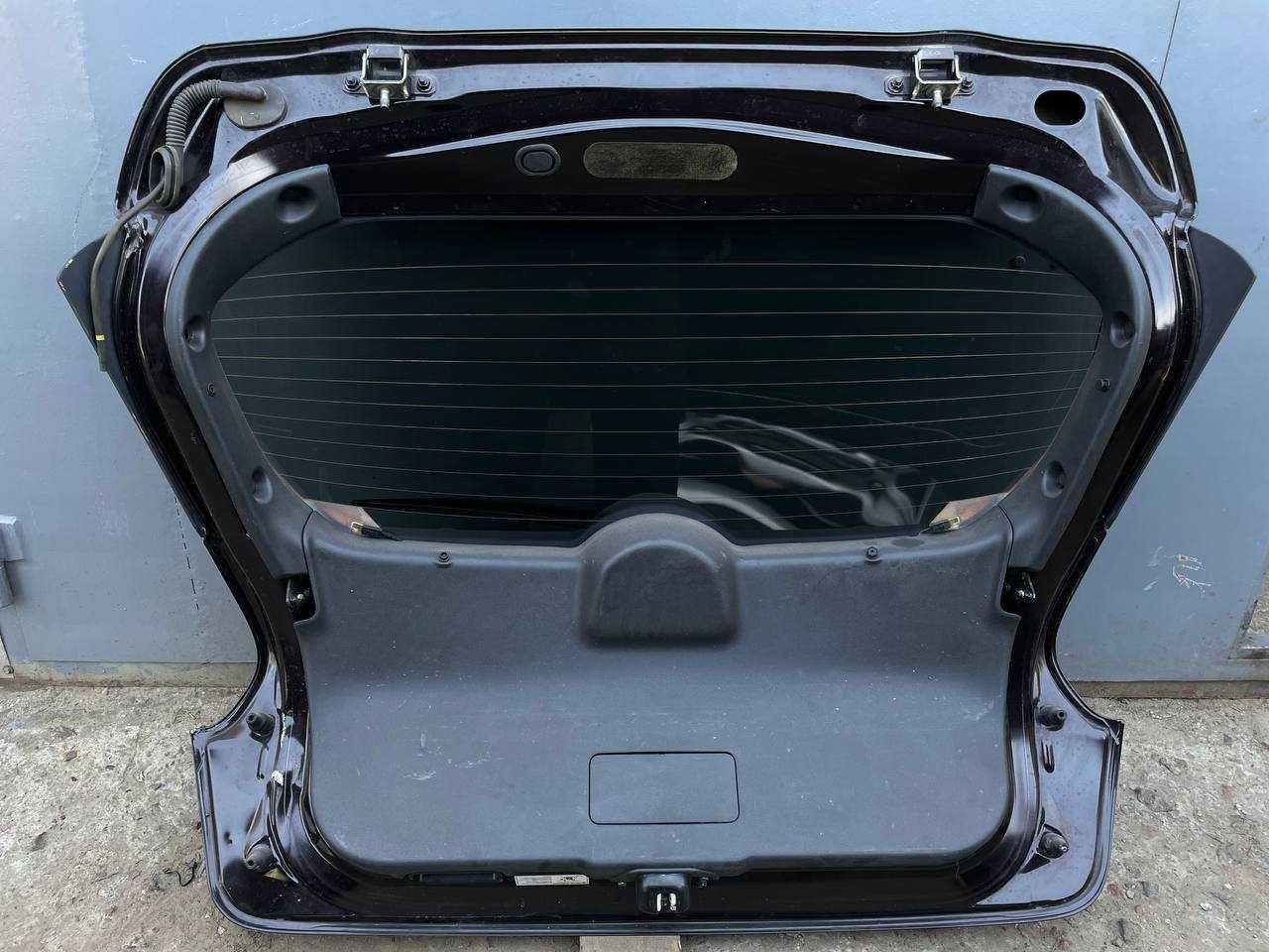 Крышка багажника,задняя ляда,стекло Ниссан жук , Nissan Juke 2010-2018