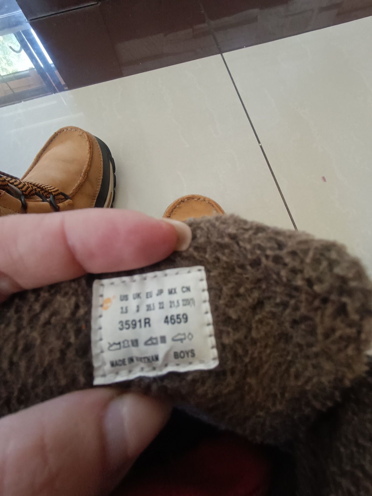 Obuwie zimowe chłopięce Timberland r 35,5