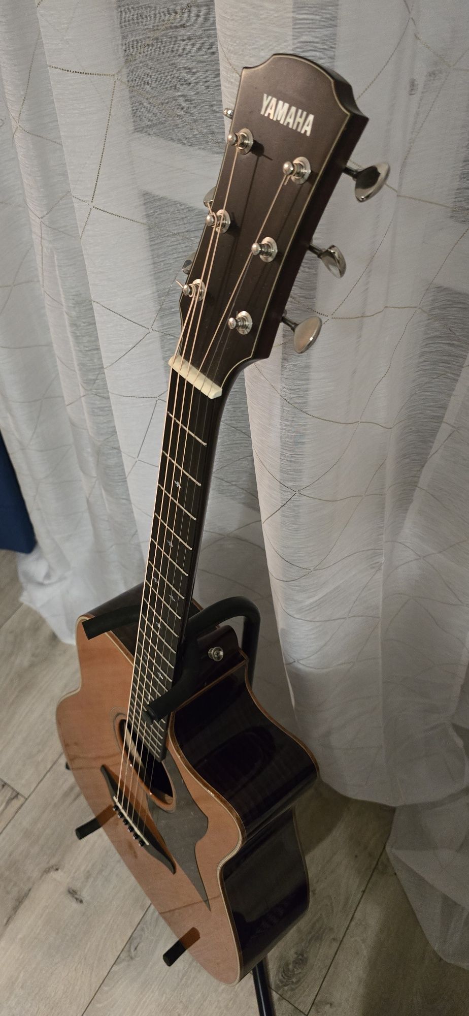 Gitara elektro-akustyczna Yamaha A5R