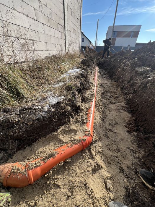 Септик під ключ.Каналізація,переливна та вигрібна яма траншеї копання