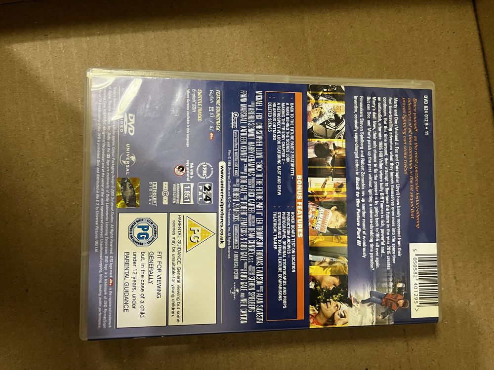 Назад у майбутнє DVD Back to the Future 2  та 4 регіон