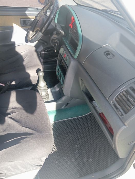 Пежо партнер пасажир