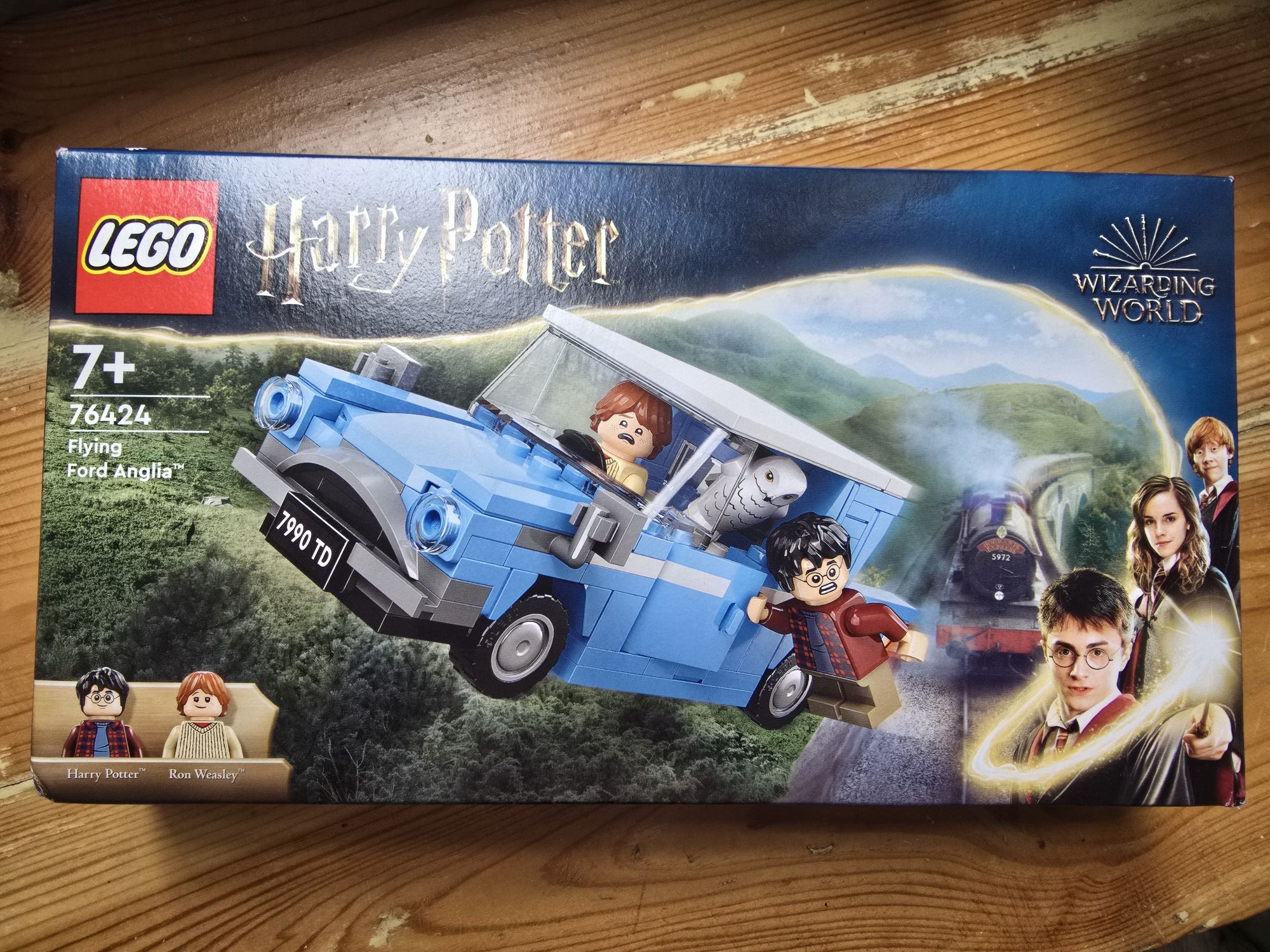 Lego Harry Potter Flying Ford Anglia 76424