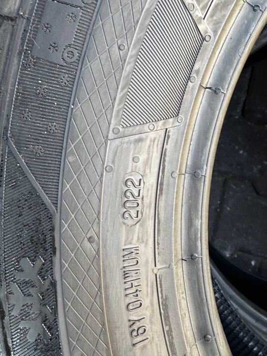 Opony Zima Zimowe 215/65/16C 215/65R16C Tyfoon Super Stan Wrocław