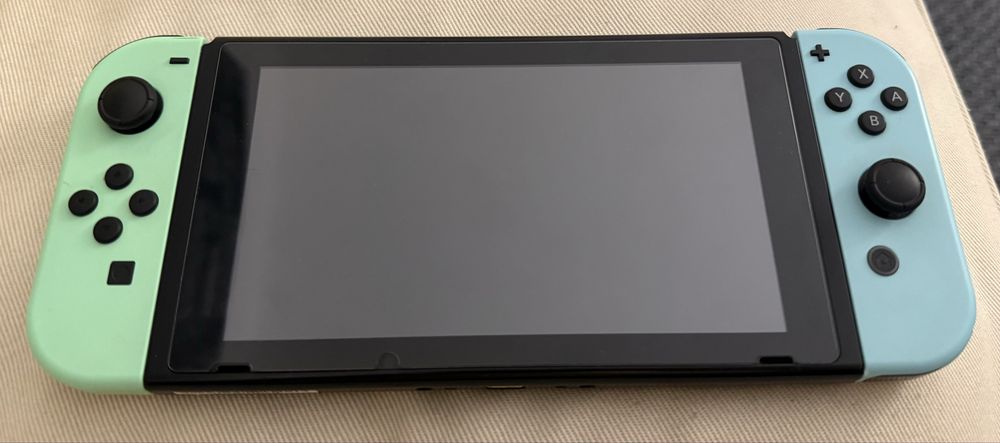 Consola Nintendo Switch v2 edição especial Animal Crossing