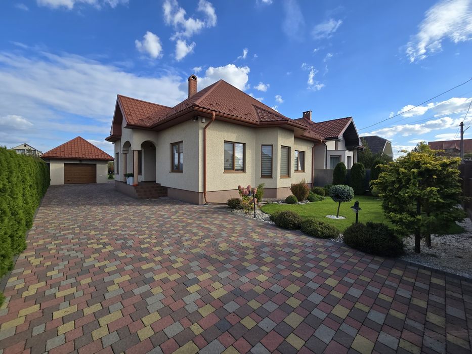 Продаж чудового одноповерхового будинку в передмісті Ужгорода с Холмок