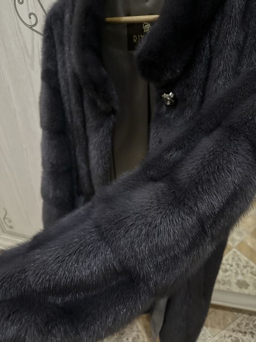 Шуба из норки в отличном состоянии