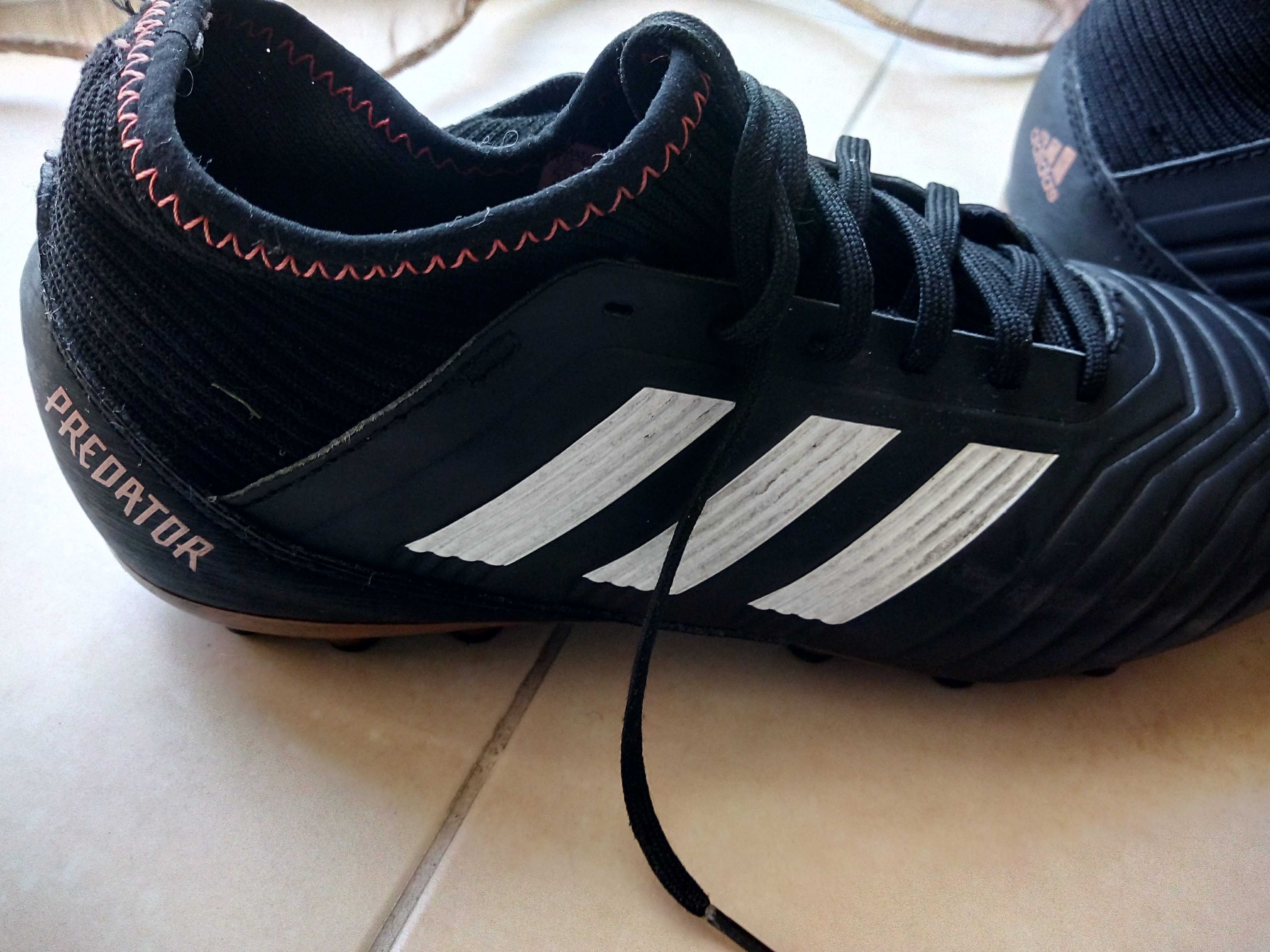 Botas Futebol Adidas Predator - Top - como novas.