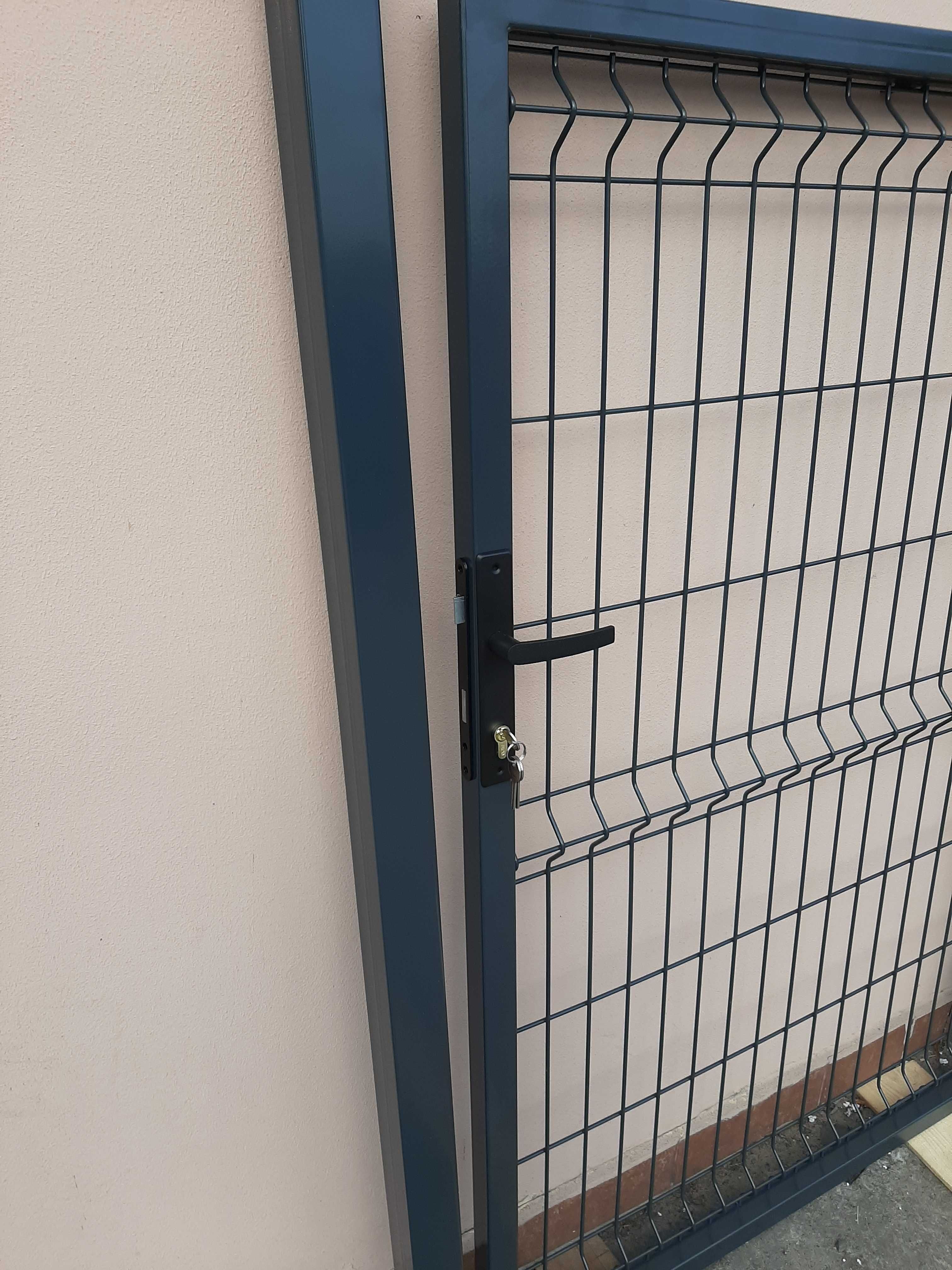 Furtka panelowa, furtka z panelu 3D, idealna do ogrodzenia panelowego