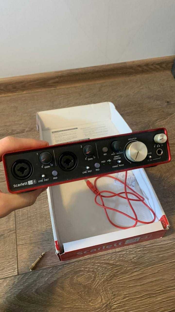 Focusrite Scarlett 2i4 2nd Gen - Звукова карта