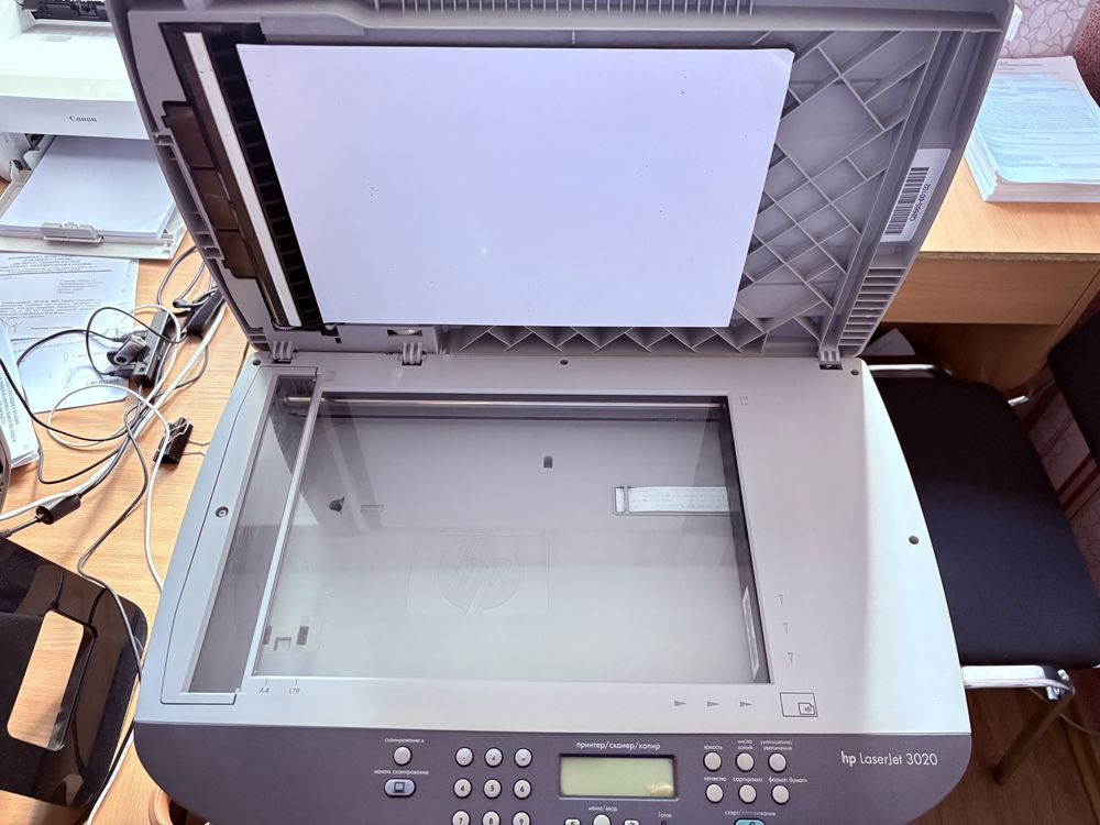 Продам принтер марки “HP” Laserjet3020 у ДУЖЕ ГАРНОМУ СТАНІ