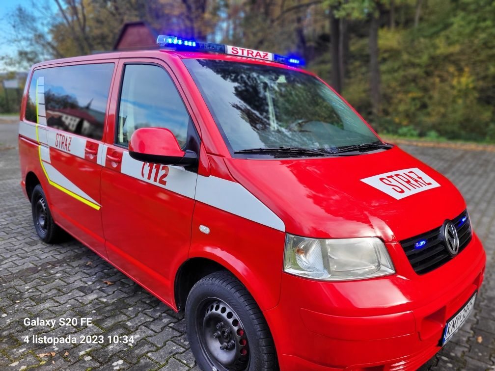 Samochód Strażacki Volkswagen t5 long 9 osobowy ,,Straż Pożarna",,